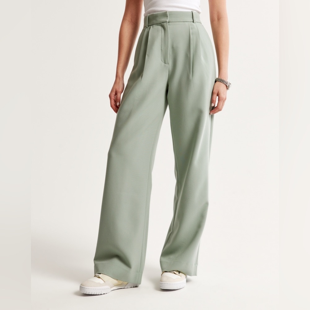 NWOT Abercrombie & Fitch Pants 27/4 SHORT Sloane Green Wide Leg